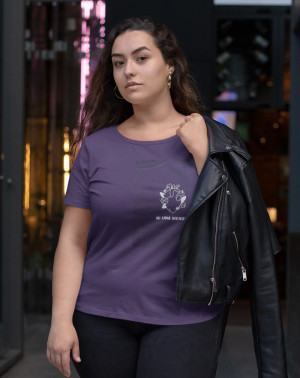 Camiseta feminista talla grande morada